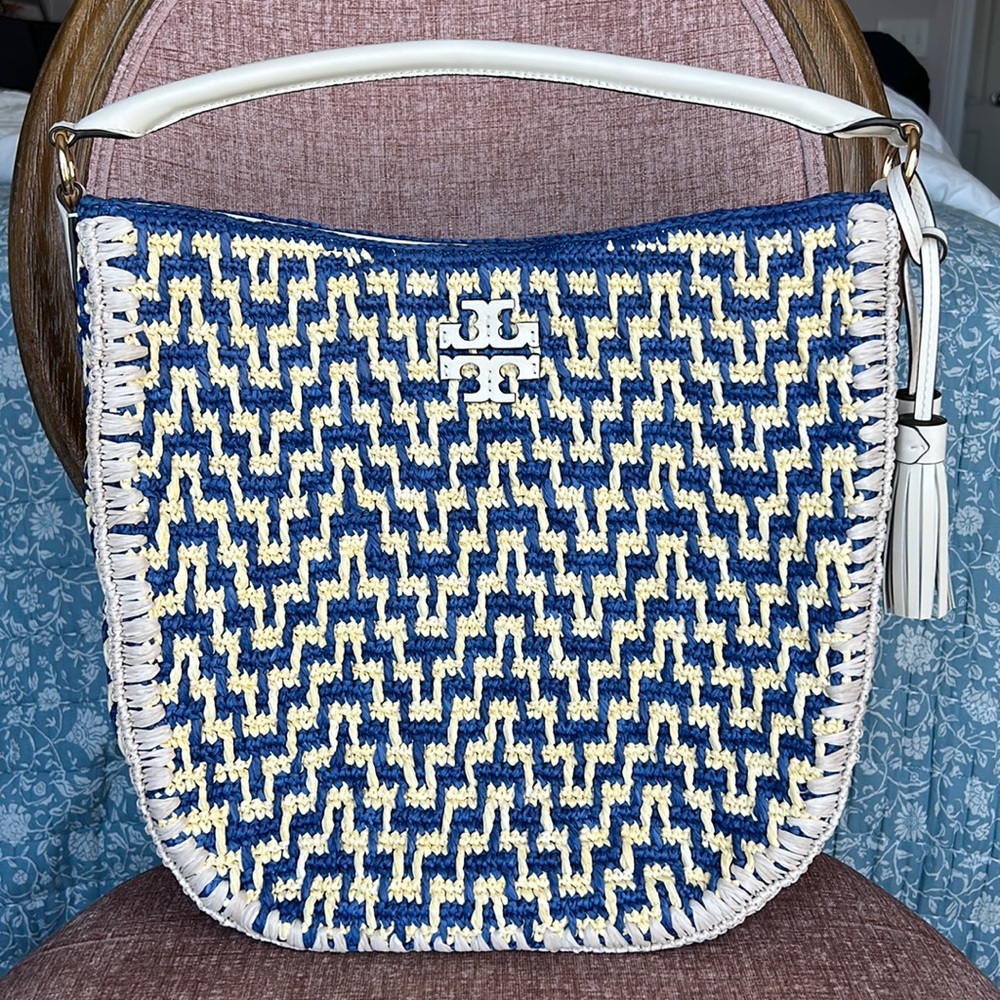TORY BURCH THEA STRAW BUCKET SHOULDER BAG